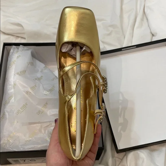•CAPE ROBBIN• “Selina” Double Strap Mary Jane Heels - Gold // NIB - Picture 4 of 11